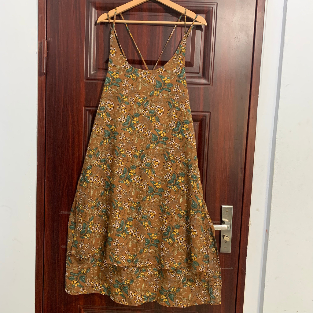 Váy 2 dây họa tiết vintage chất liệu voan Váy 2hand