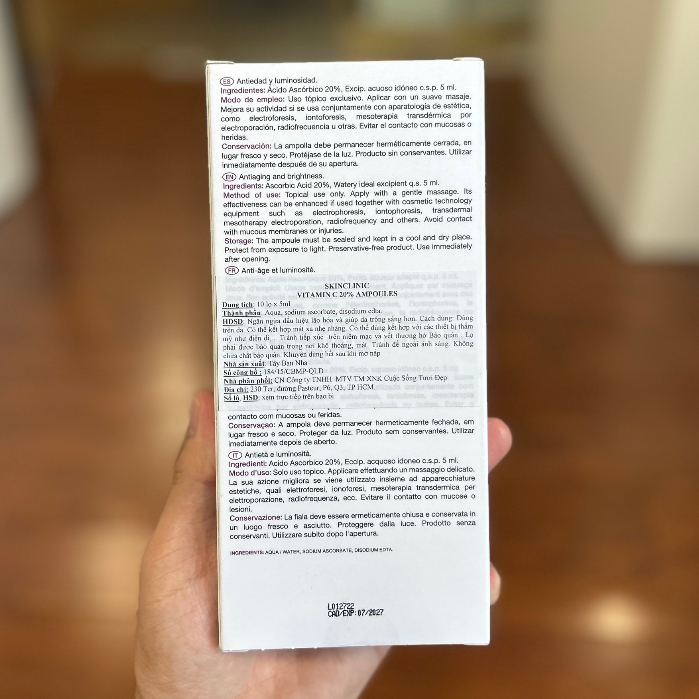 Skinclinic Vitamin C 20% - Huyết thanh C hiệu xuất cao, giúp sáng da, chống oxy hóa mờ thâm nám