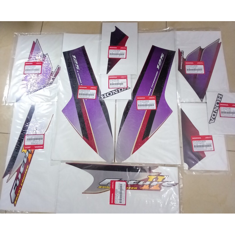 Tem Future 2 Đỏ Đen Zin