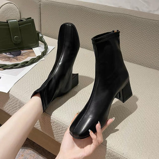 Giày bốt da nữ cao cổ đế vuông cao 5cm, khoá kéo, đường chỉ thẳng da lì cá tính