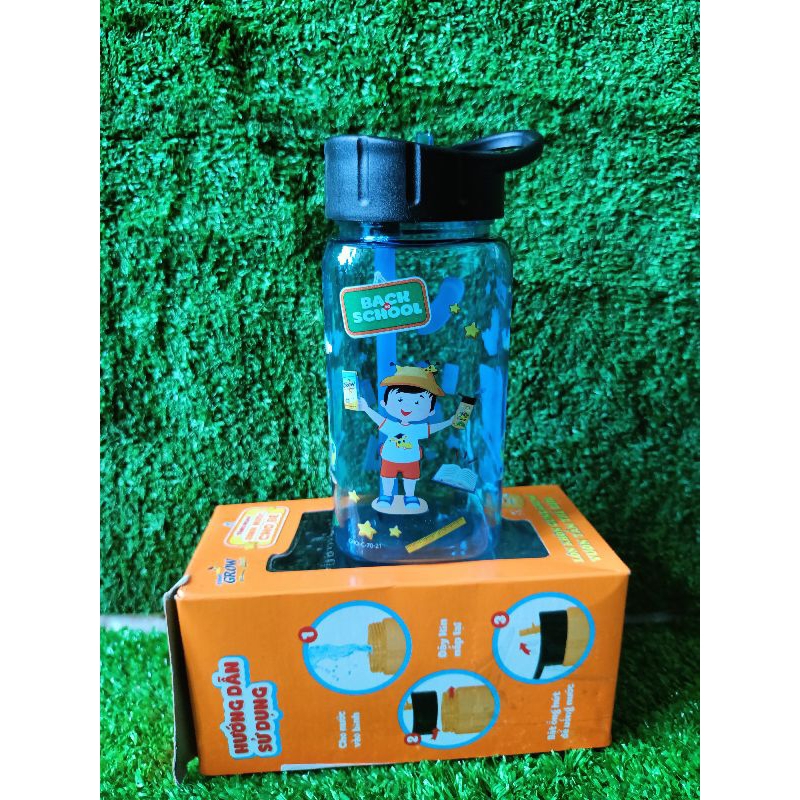 Bình nước hươu cao cổ cho bé