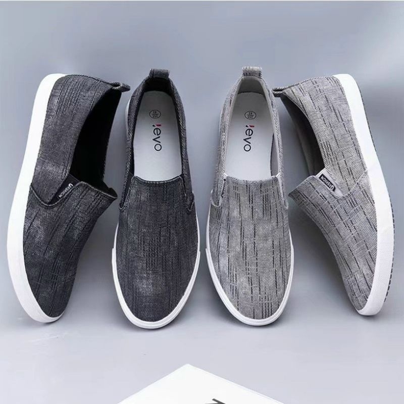 Giày lười vải slip on nam Levo
