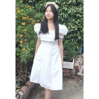 Váy đầm nữ dáng xòe cổ vuông tay bồng xếp ly ngực đính nút thiết kế trẻ trung xinh xắn đi làm, đi dạo phố T703 - Yado