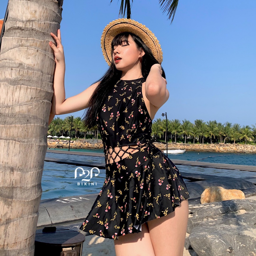 P2P Bikini - Đồ bơi 1 mảnh cổ yếm đan eo váy xòe màu đen hoa nhí