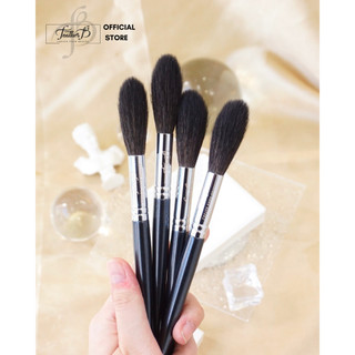 Cọ Highlight Dáng Rũ Feather B M401