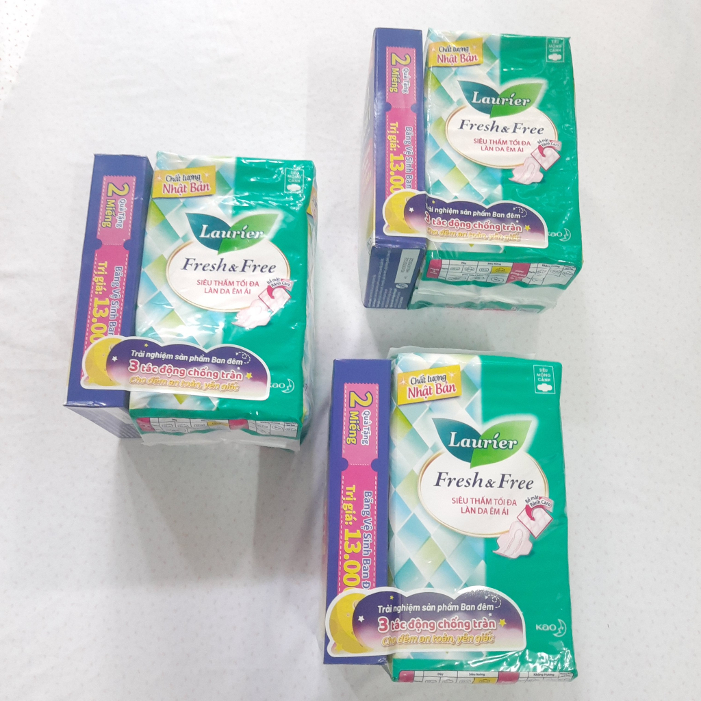 Băng ngày siêu mỏng cánh Laurier 20 miếng/gói, xuất xứ Thái Lan.