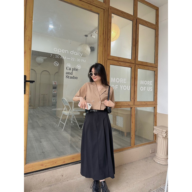 Áo croptop 2 cúc cut lưng  - MIDISTORE