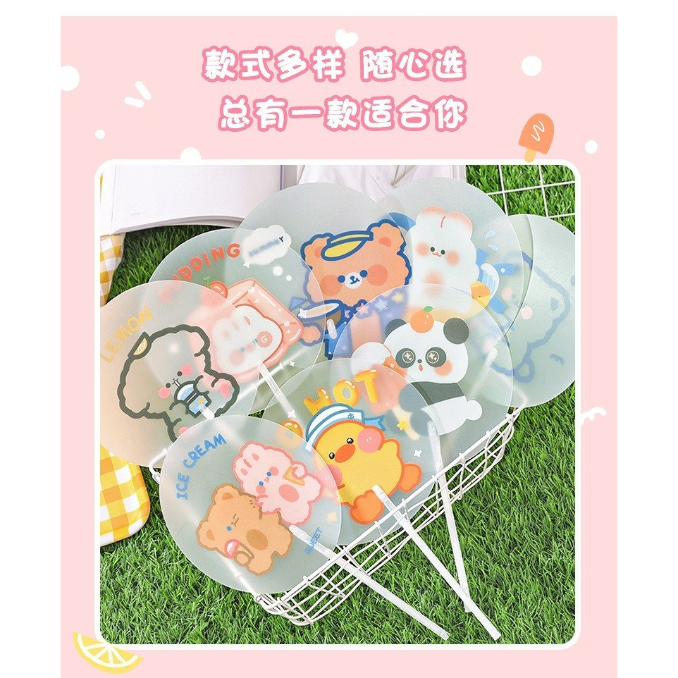 Quạt Tròn Cầm Tay Bằng Nhựa PP Trong Suốt In Hoạt Hình Dễ Thương😝