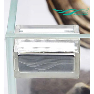 Chùi kính hồ Chihiros Nano