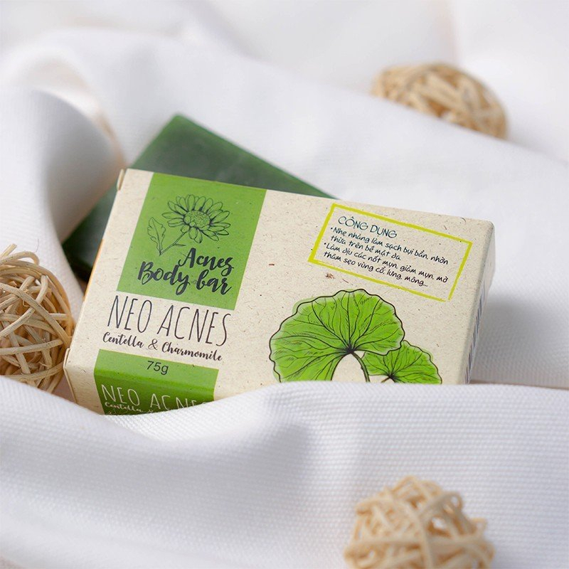 Xà Phòng Tắm Rau Má & Cúc La Mã Làm Dịu Mụn Lưng, An Toàn, Thiên Nhiên 100% Phù Hợp Với Da Body Nhạy Cảm NEOSKIN