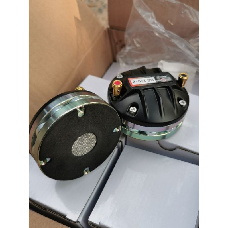 Treble 450 từ neo hay hơn từ thường , dùng cho dàn nhạc đi show và dàn karaoke cao cấp