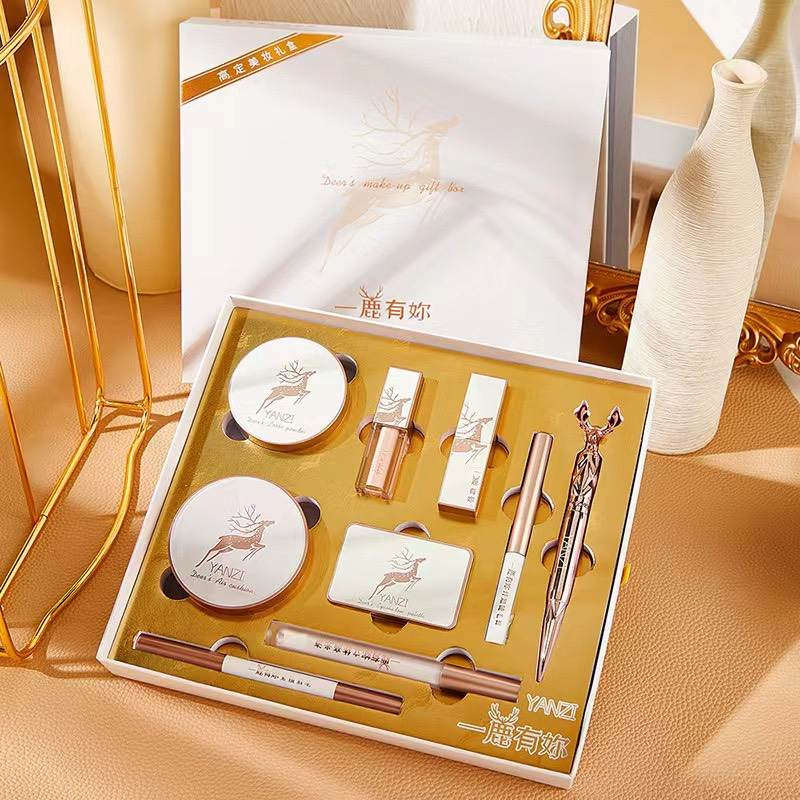 Set Trang Điểm 9 Món Con Hưu ( Bộ Đa Năng )