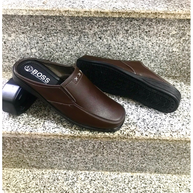 Giày sapo nam da mềm,mang êm chân..kiểu dáng đẹp..màu nâu..đế khâu sẵn rất chắc chắn