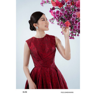 MAXI GẤM HOA ĐỎ XẾP LY EO