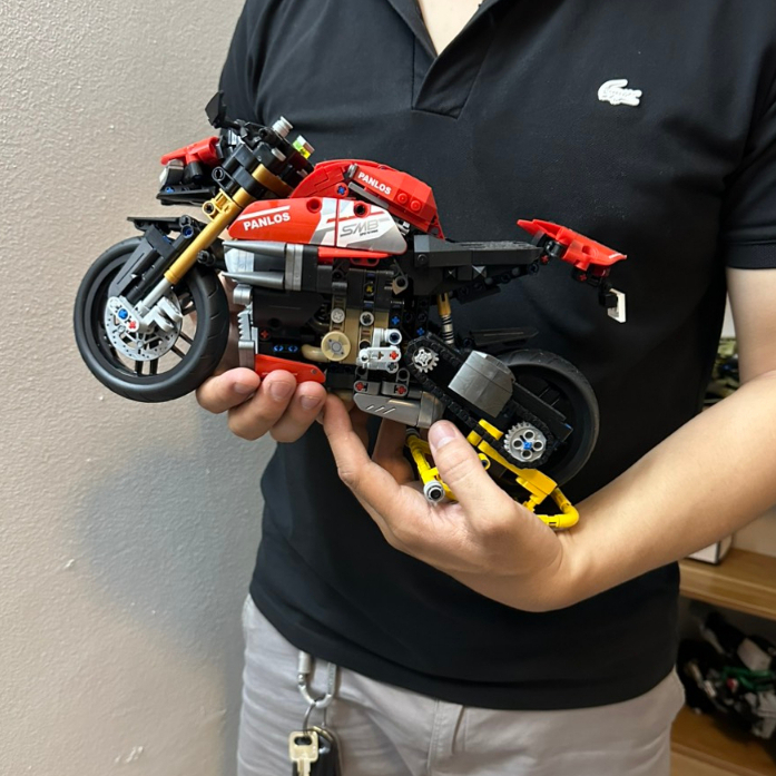 Mô hình xe máy DUCA STREET FIG, mô hình technic tỉ lệ 1:10 981 PCS , BẢN ĐẸP SIÊU CHI TIẾT