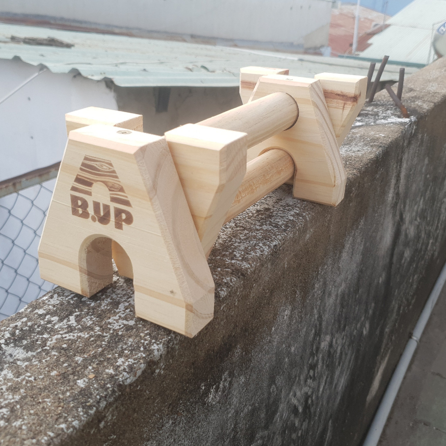 PARALLETTES GỖ - DỤNG CỤ HÍT ĐẤT, CHỐNG ĐẨY BẰNG GỖ THÔNG bản ngắn