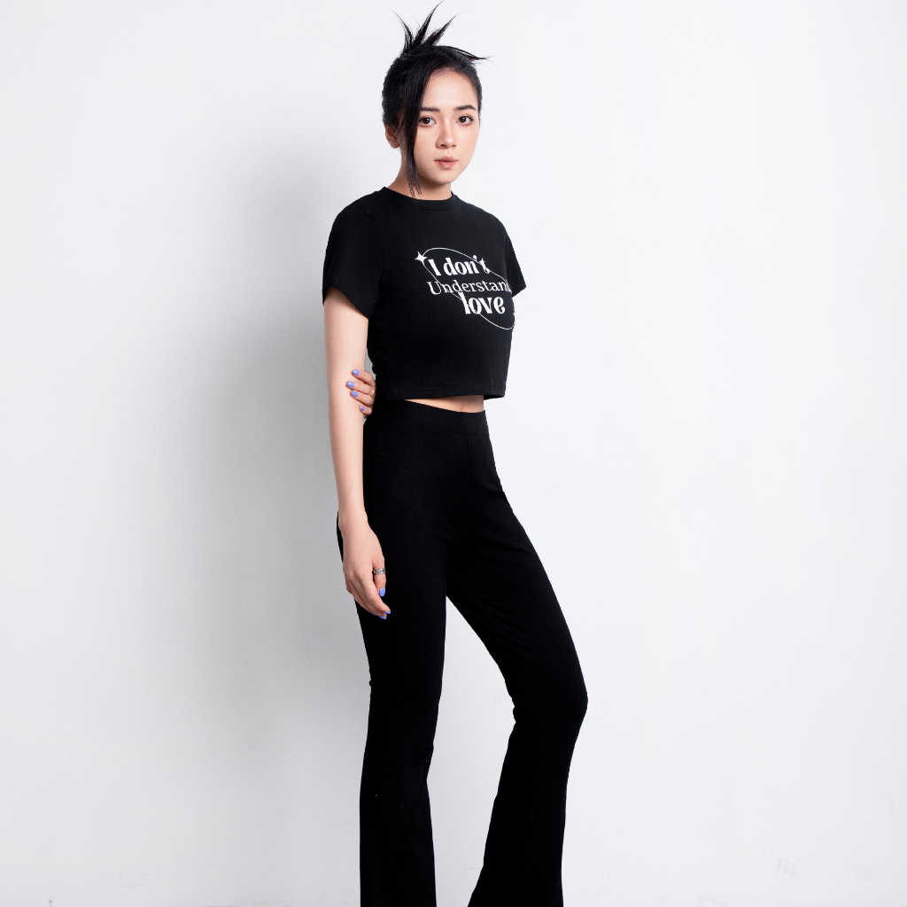 Áo croptop form fit WEARIT chất liệu cotton cao cấp kiểu dáng form ôm người năng động i understand love