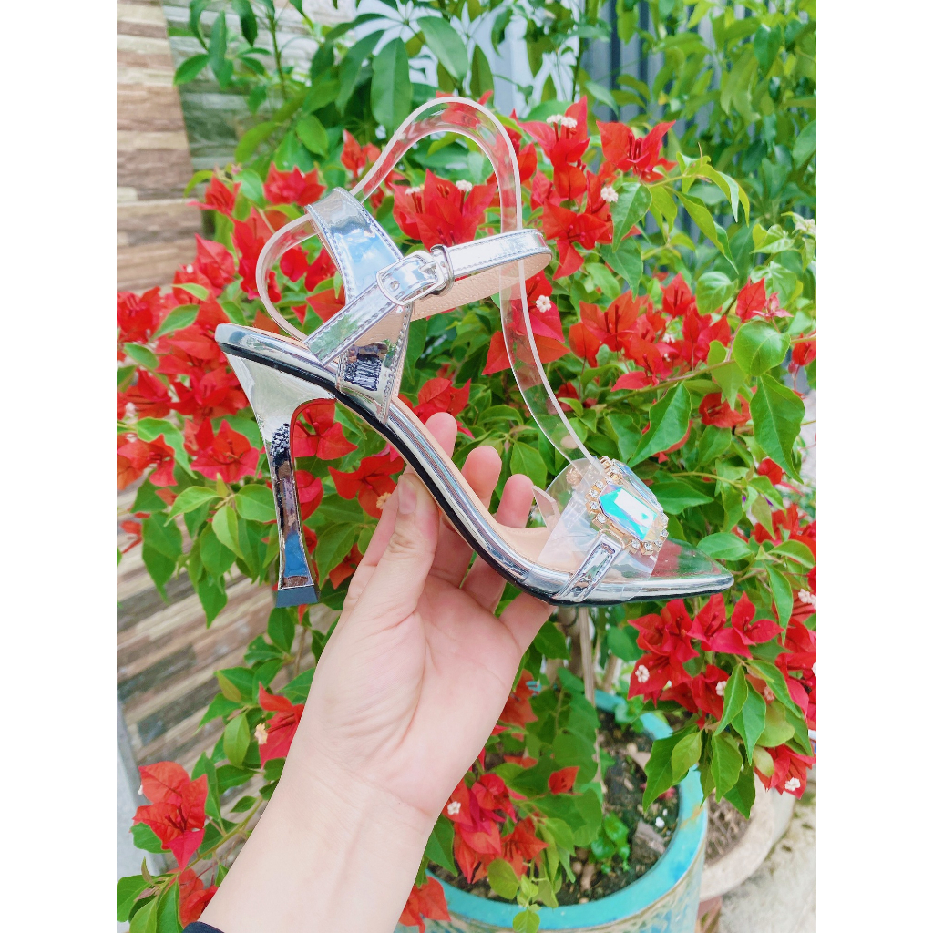Guốc 9 phân quai đá cực xinh