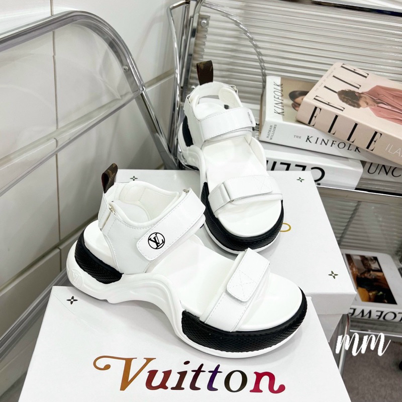 Sandal LV nữ mẫu mới hót năm 2023- về thêm 2 kiểu mới-  Hàng QC fullbox