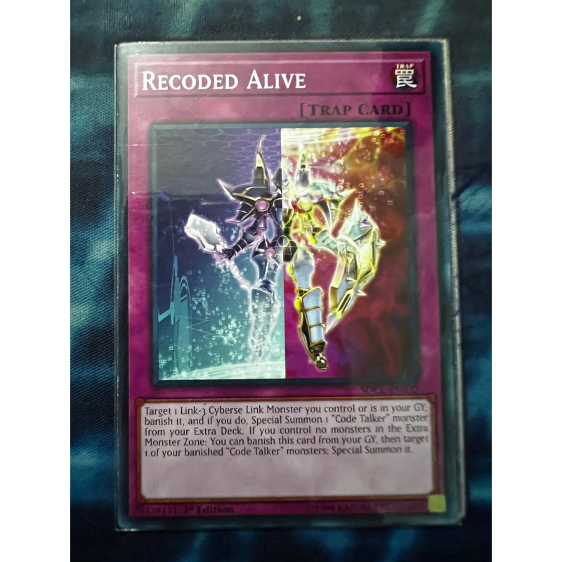 Thẻ bài Recoded Alive