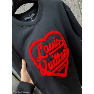 Áo thun L.V tim Unisex chất Cotton dày dặn hình in nổi Nam Nữ trùm mông tshirt localbrand.