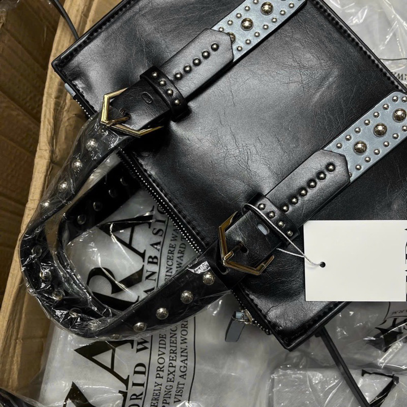 TÚI Z…..ARA XUẤT XINN QUAI ĐINH