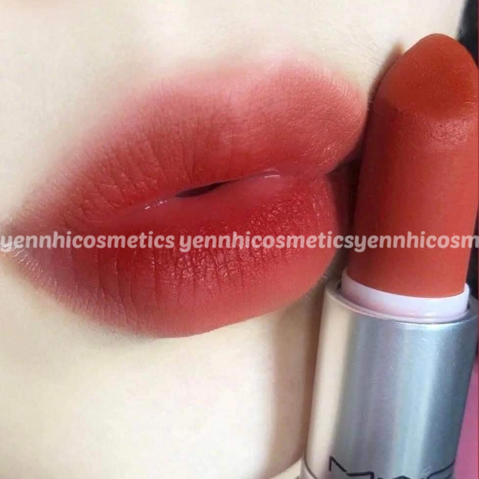 Son thỏi MAC Devoted To Chili 316 Powder Kiss Màu Đỏ Gạch