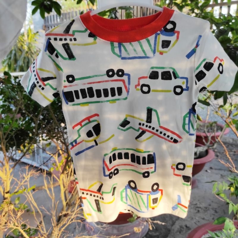 Áo phông bé trai xuất dư Carter