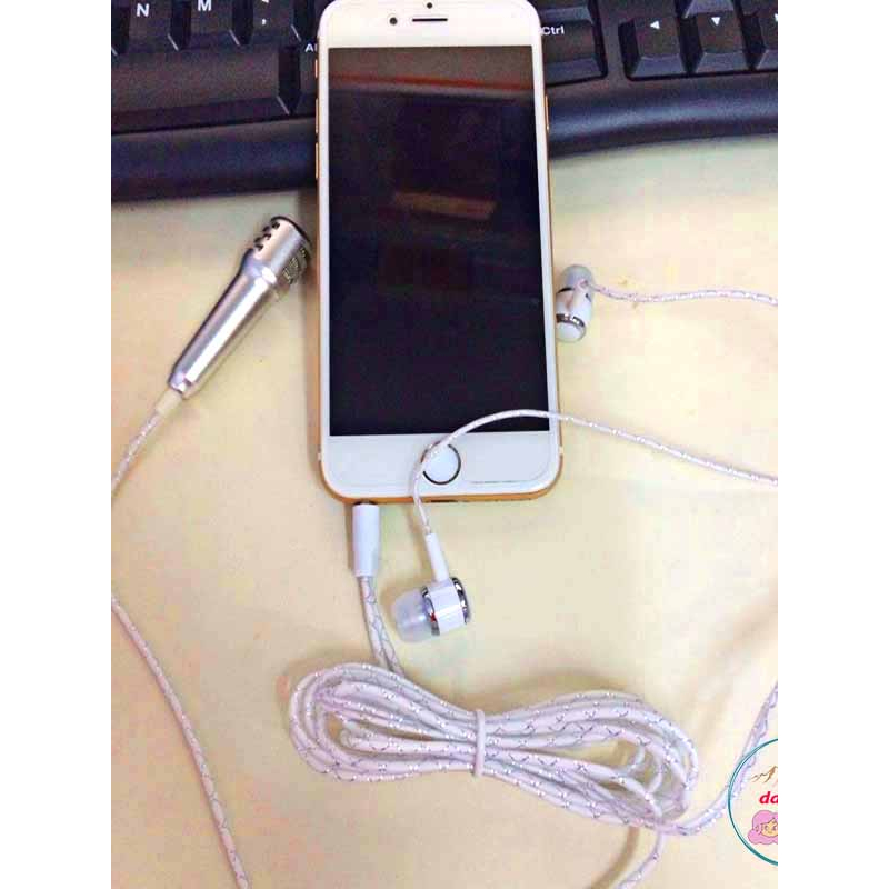Micro mini cầm tay có dây giắc cắm 3.5mm tiện lợi cho điện thoại/ máy tính xách tay kèm tai nghe
