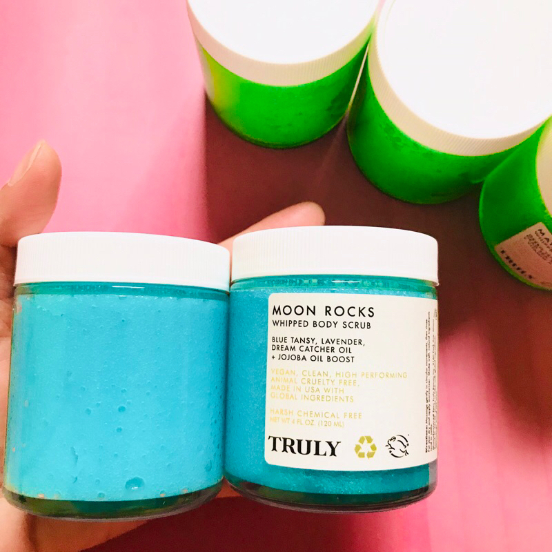 Tẩy tế bào chết cho cơ thể Truly Beauty Moon Rocks Whipped Body Scrub