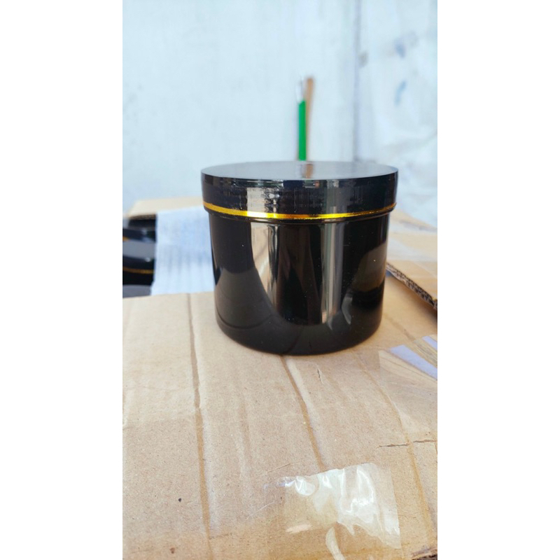 Hủ 100gr-200gr-300gr màu đen