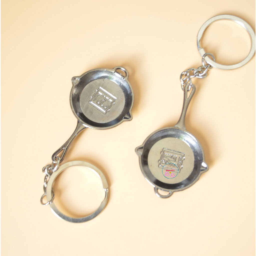 Móc khoá PUBG mô hình súng AWM AKM K98 AK M416 M249 M16A4 bắn súng thính Flare gun Thompson AUG A3 UMP9 Vector SKS M24