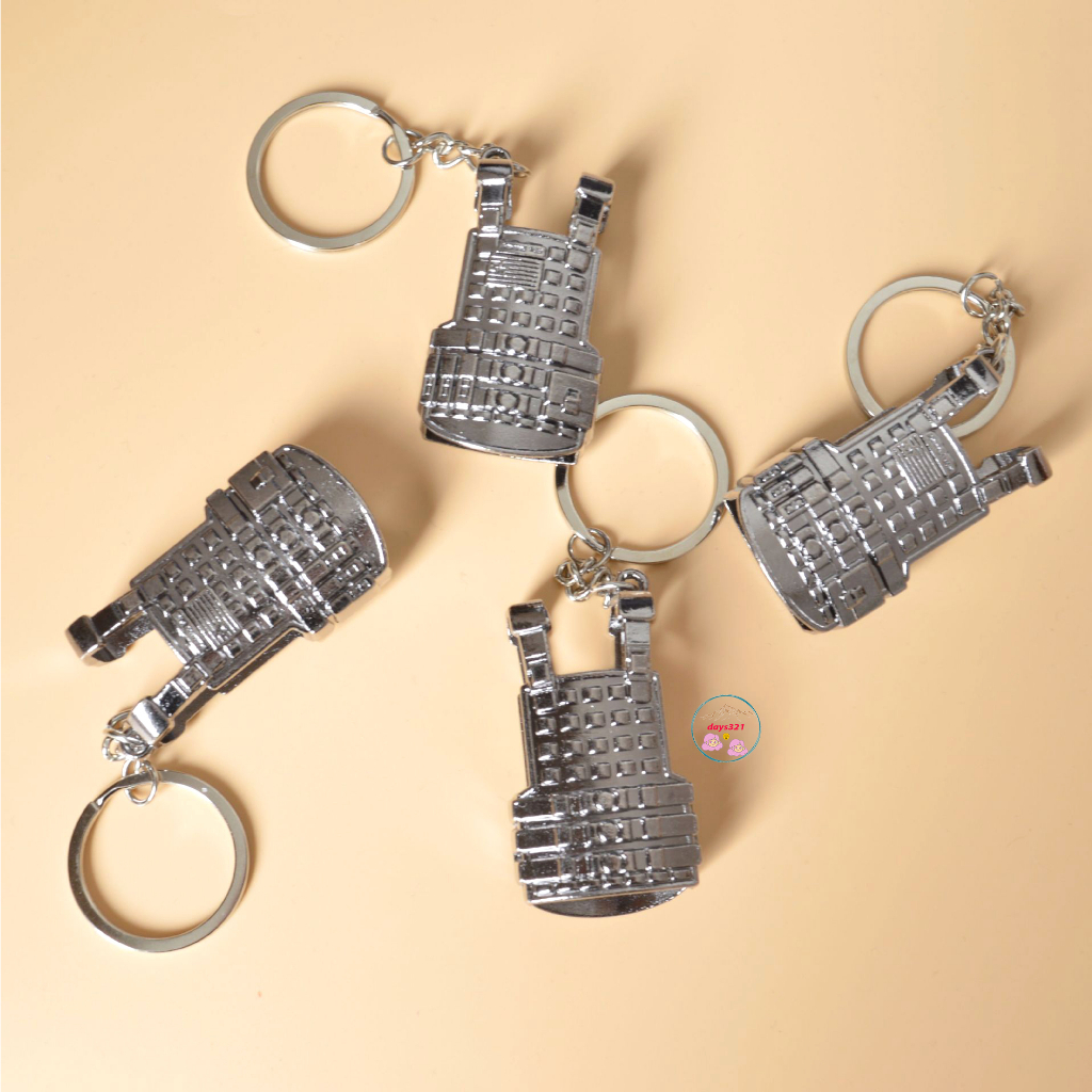 Móc khoá PUBG mô hình súng AWM AKM K98 AK M416 M249 M16A4 bắn súng thính Flare gun Thompson AUG A3 UMP9 Vector SKS M24