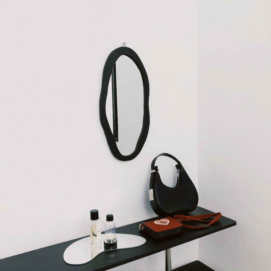 Gương decor, gương treo tường khung gỗ phong cách hiện đại