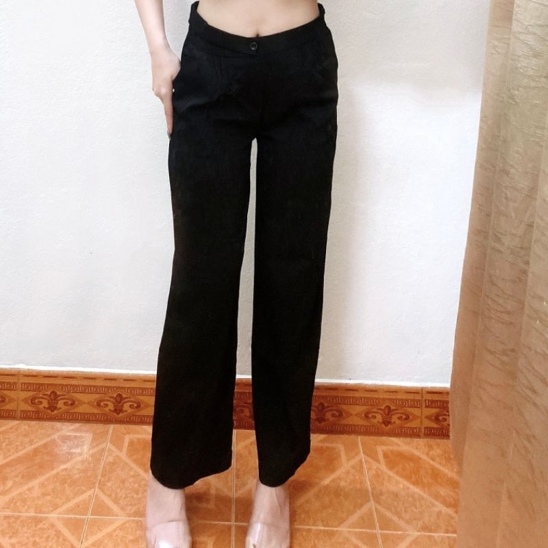 Quần dài kiểu dáng xuông phối đai nữ, chất liệu vải coton thoáng mát, khó nhăn, kiểu dáng hot nhất 2023