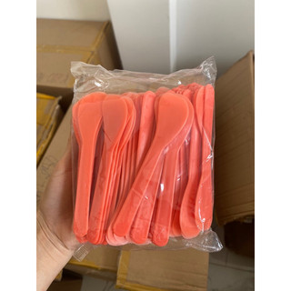 combo 100 muỗng múc kem (màu hồng đục)