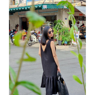 Đầm lưng cổ V đuôi cá ( ảnh thật)