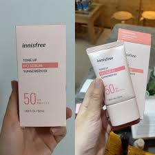 Kem chống nắng nâng tông kiềm dầu innisfree Tone Up 50 ml (Mẫu mới nhất)