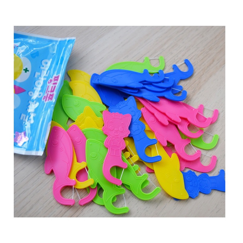 Bịch 32 chỉ nha khoa cá mập cho bé Baby Shark
