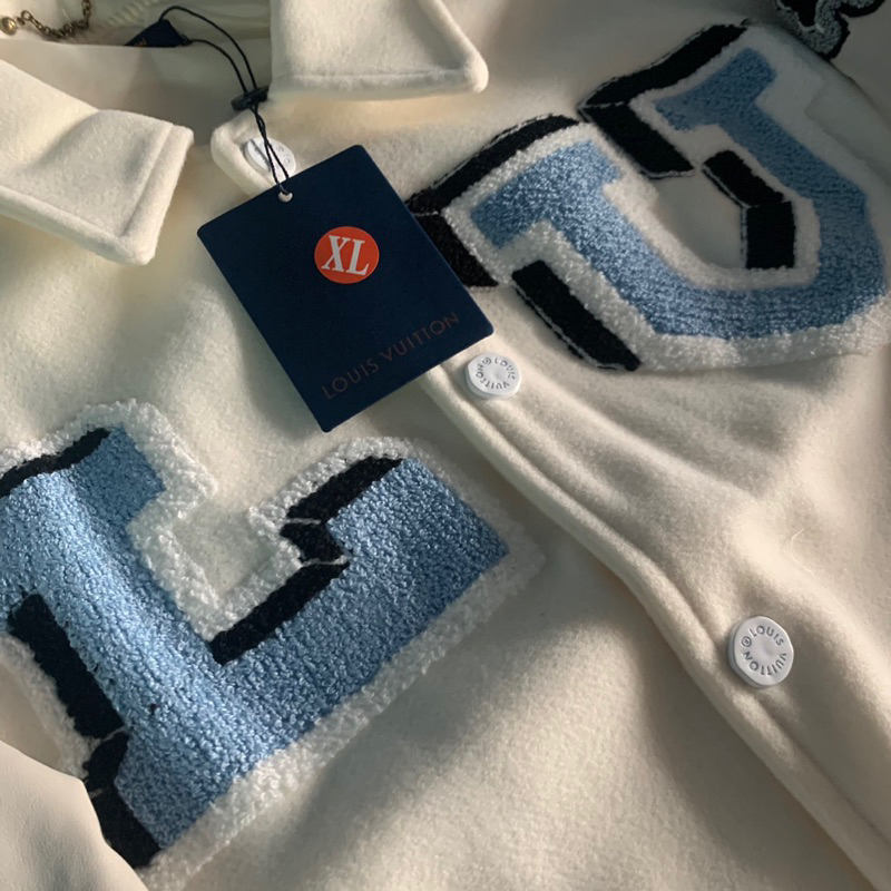 Áo khoác Varsity LV cao cấp phối tay da lót bông