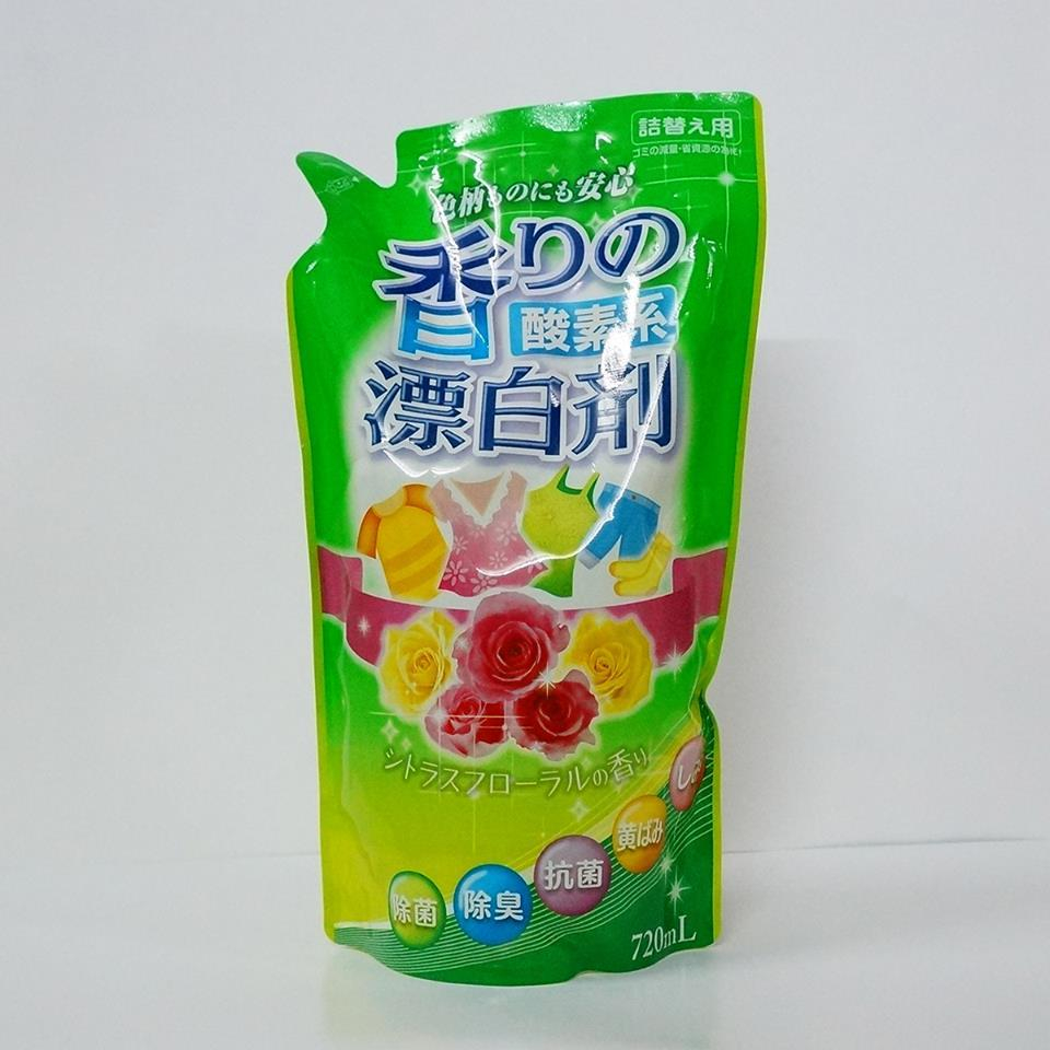 Nước tẩy vết bẩn trên quần áo Rocket Nhật Bản 720ml loại bỏ các vết ố vàng, vết mực, loại bỏ mùi hôi, diệt khuẩn