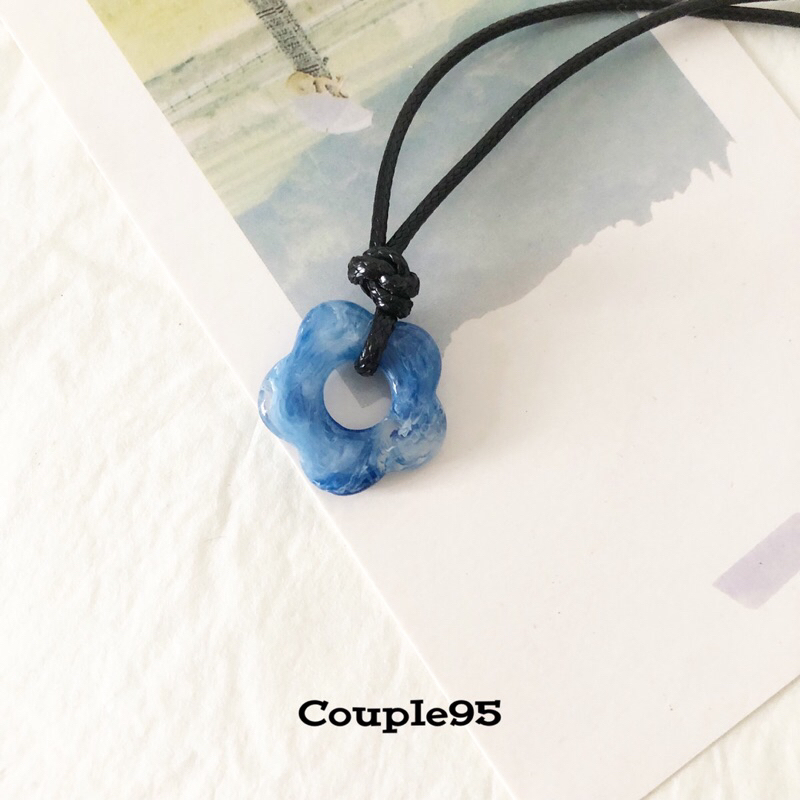 Vòng cổ hoa phai màu