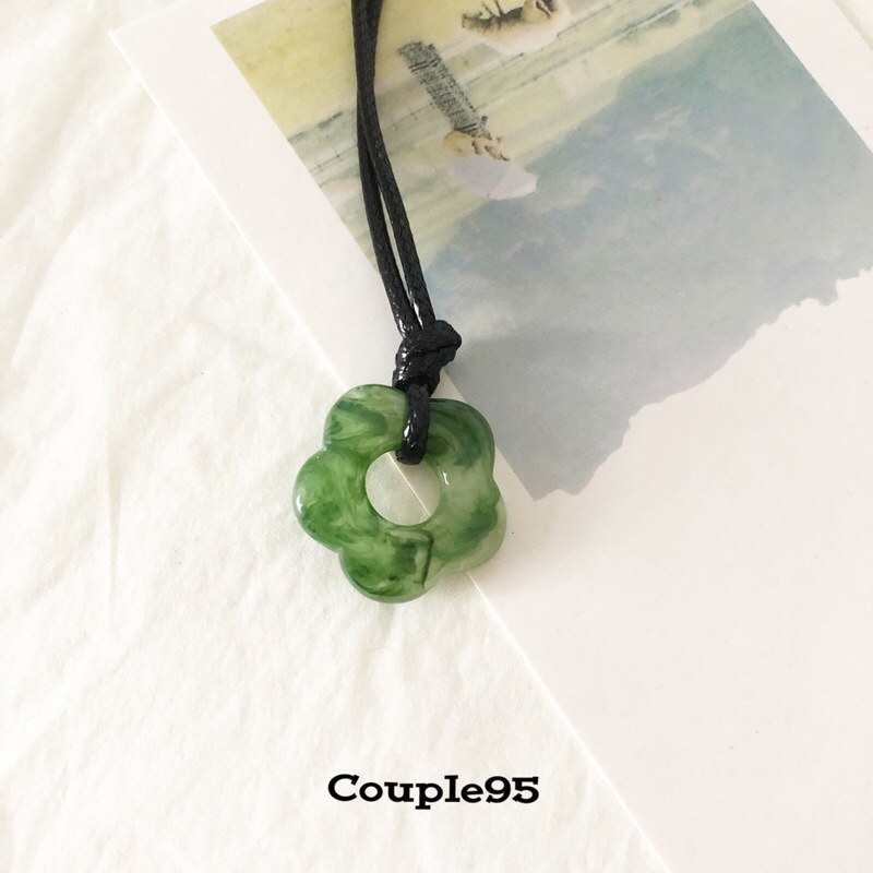 Vòng cổ hoa phai màu