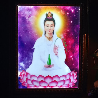 Tranh điện phật giáo Quan Âm Bồ Tát, tranh gắn đèn led siêu sáng siêu sang, sáng đều tranh sử dụng dài lâu