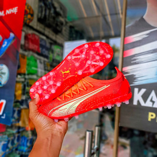 Giày bóng đá Puma Ultra Ultimate Mg