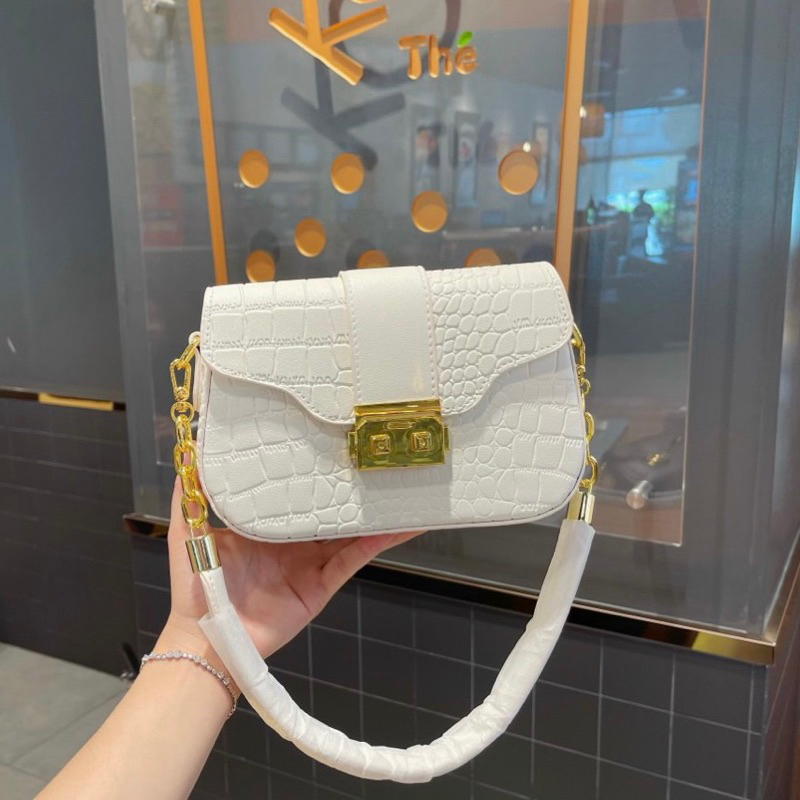Túi kẹp nách nữ vân da cá sấu size 22cm khóa bấm vuông túi đeo chéo thời trang cao cấp thiết kế Quảng Châu