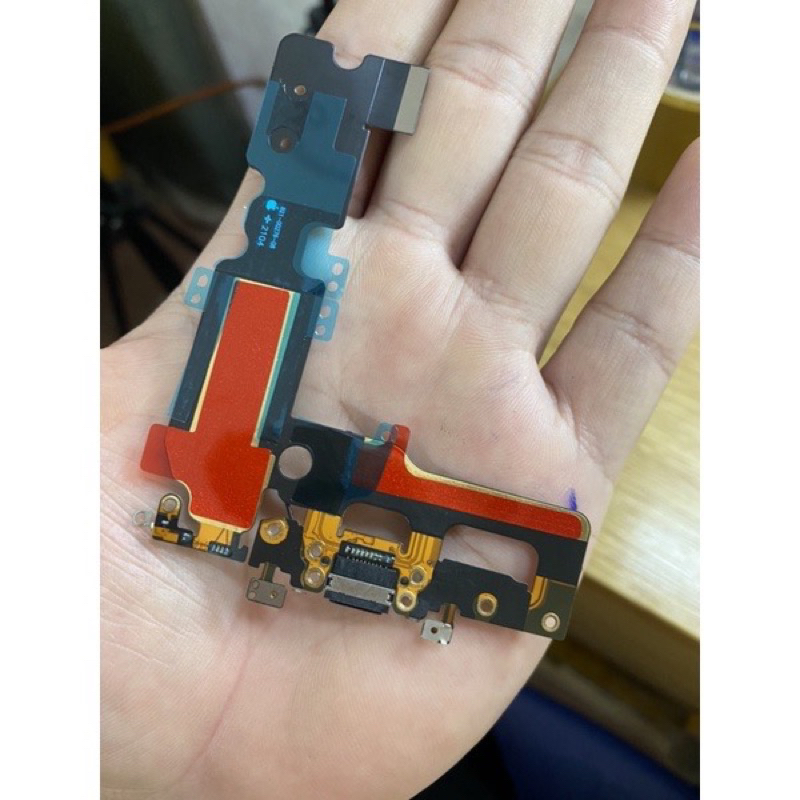 Cụm đuôi sạc điện thoại 7g