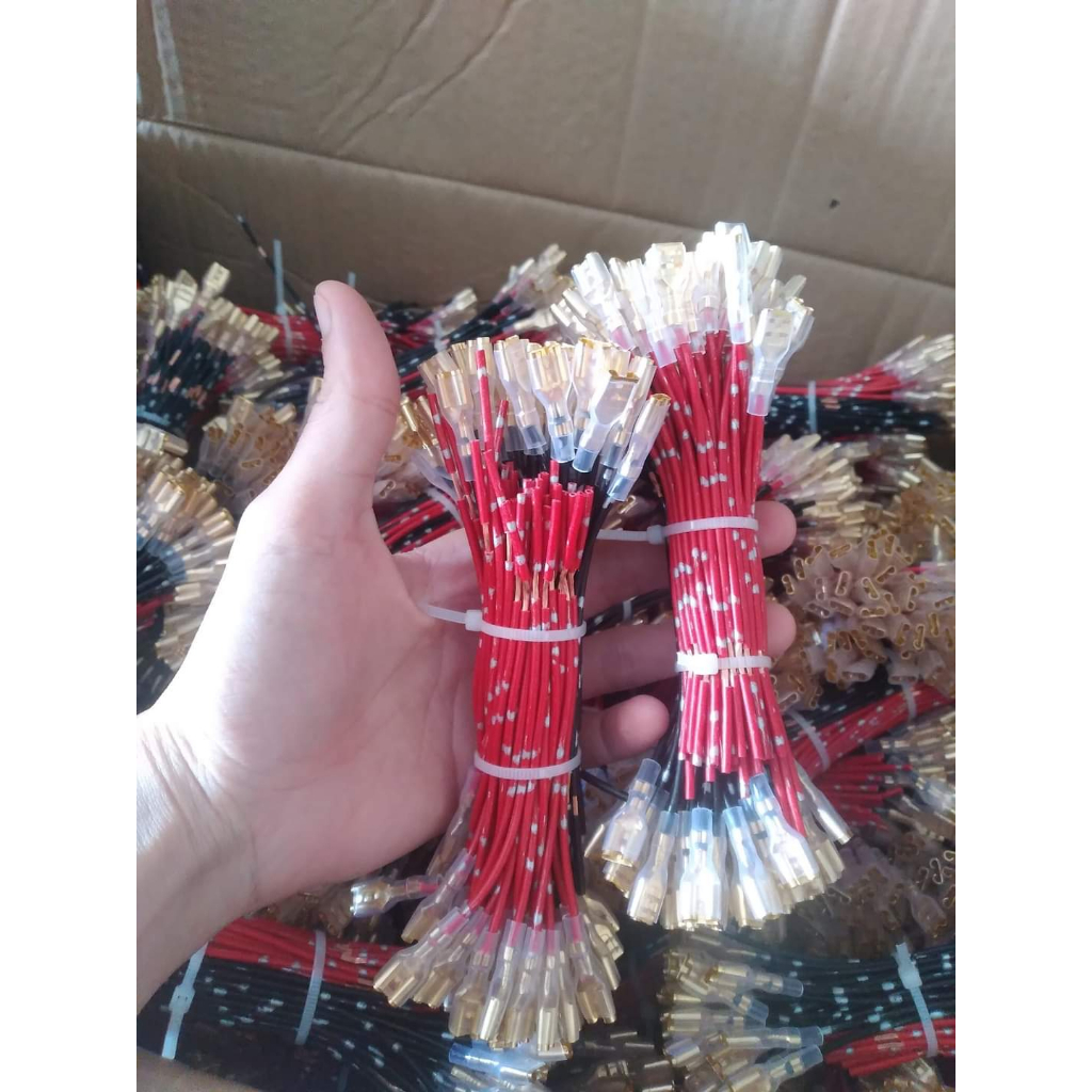dắt cắm còi 85k, đui còi oto. 1 bó 100 sợi