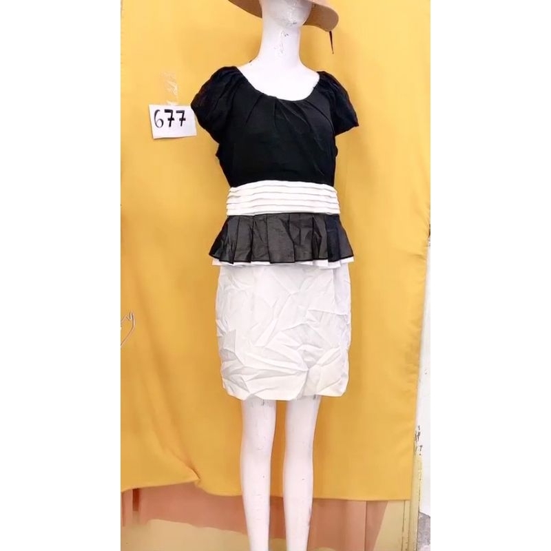đầm voan pedlum size M -L. S677