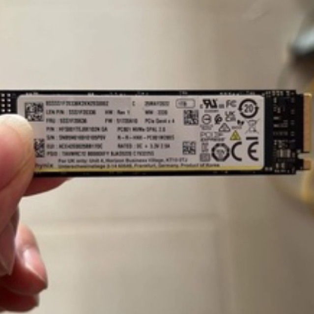 Nvme 1T Pc801 gen4x4 hàng nhập khẩu New chay sức khoẻ 100%.0h chạy hoặc vai giờ vài ngày gen 4x4